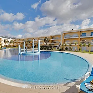  Apartment Paradise With Pool By Homing